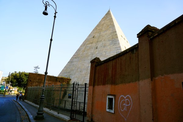 Rome Pyramid