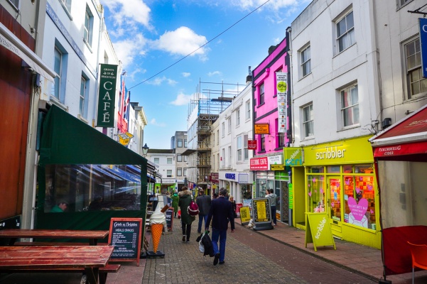 Brighton guide to colorful streets